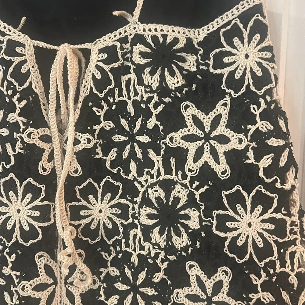 Zara Crochet Dress - Picture 3 of 4